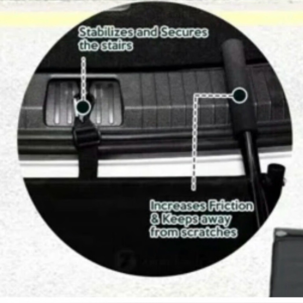 Collapsible Pet Stairs 4 Step Dog Ramp Portable Lightweight Black - Snaggle Paw - Picture 3 of 9